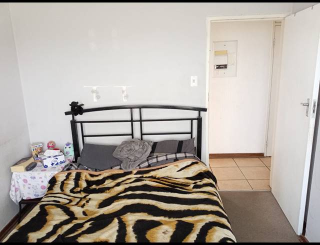 2 BEDROOM TOWNHOUSE FOR SALE IN ALBEMARLE